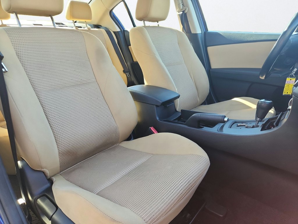 Used 2012 MAZDA MAZDA3 i Touring FWD image 23