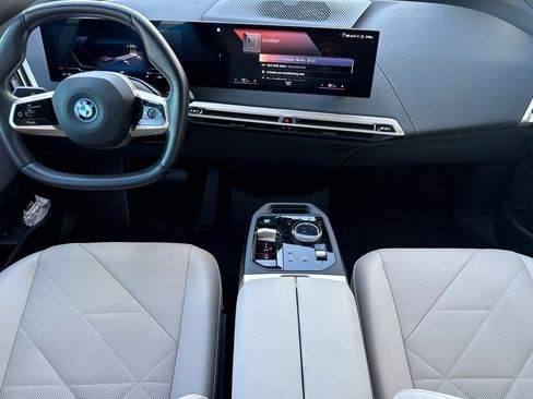 Used 2023 BMW iX xDrive50 w/ Convenience Package image 16