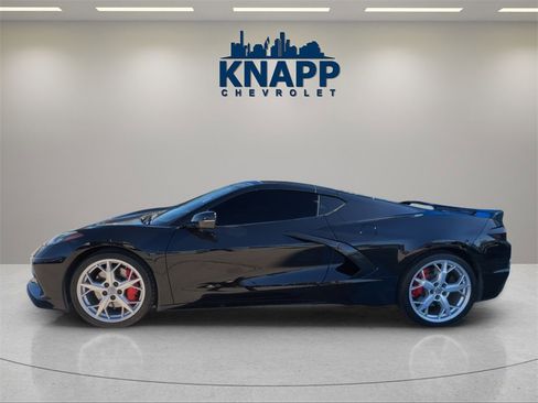 Used 2023 Chevrolet Corvette Stingray Premium Cpe w/ Z51 Performance Package image 2