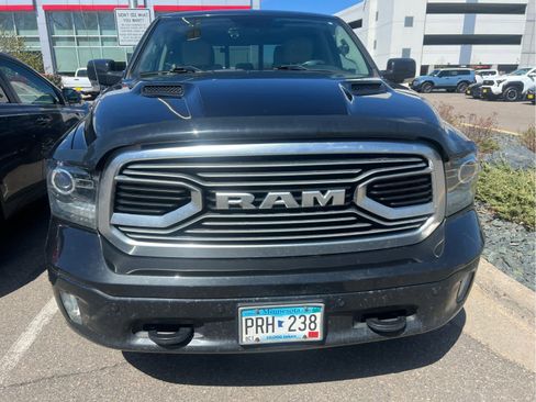Used 2018 RAM 1500 Limited AWD/4WD image 2