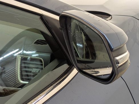 Used 2019 Toyota Highlander Limited image 20