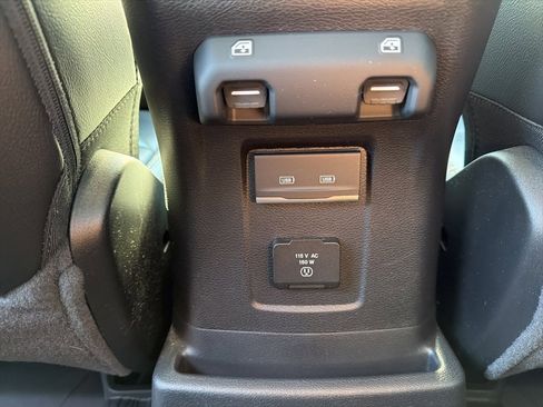 Used 2021 Jeep Wrangler Unlimited Sahara image 23