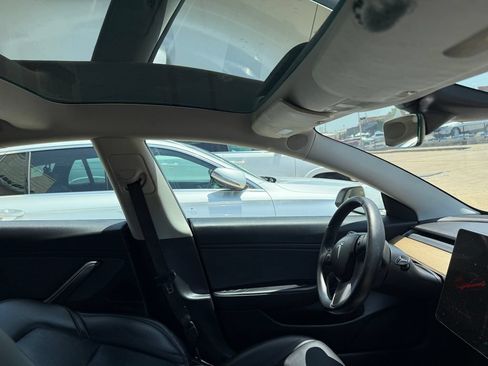 Used 2019 Tesla Model 3 Standard Range Plus RWD image 16