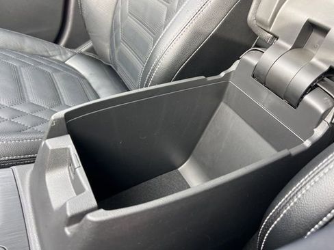 Certified 2023 Ford Escape Platinum w/ Premium Technology Package image 16