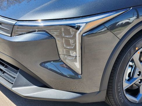 New 2026 Kia K4 FWD image 6
