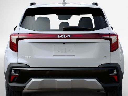 New 2026 Kia Seltos S AWD/4WD image 13
