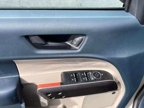 Used 2025 Ford Maverick Lariat AWD/4WD image 31