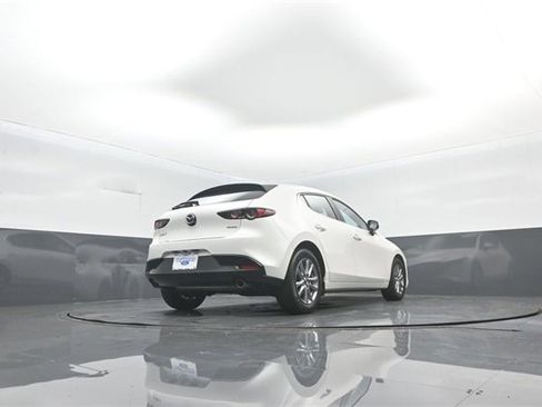 Used 2021 MAZDA MAZDA3 s image 37