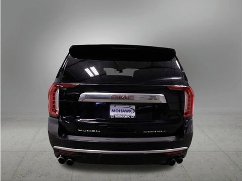 Used 2023 GMC Yukon Denali image 5