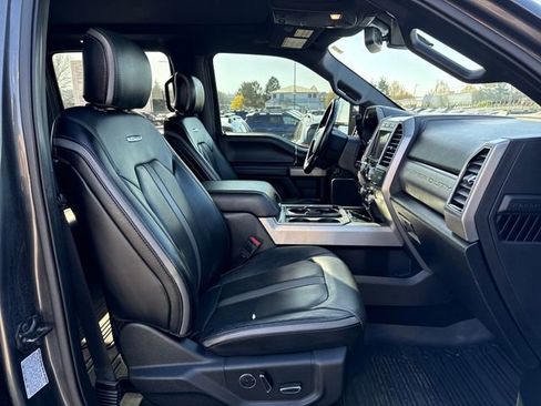 Used 2019 Ford F350 Platinum w/ Platinum Ultimate Package image 11