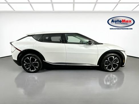 Used 2024 Kia EV6 Wind w/ Wind Technology Package AWD/4WD image 9