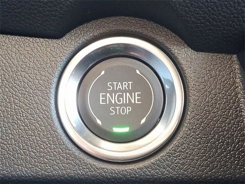 New 2026 Chevrolet Traverse LT image 16