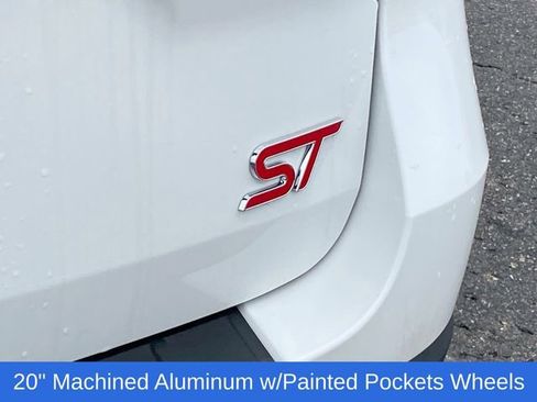 Used 2022 Ford Explorer ST image 33