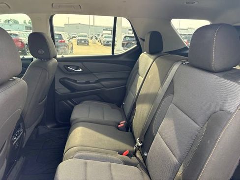 Used 2020 Chevrolet Traverse LS w/ LPO, Blackout Package FWD image 32