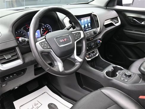 Used 2022 GMC Terrain SLT w/ Infotainment Package II image 14