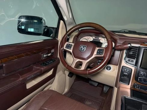 Used 2013 RAM 2500 Longhorn w/ Convenience Group AWD/4WD image 25