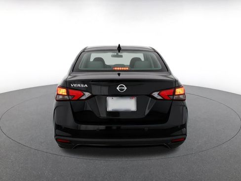 Used 2025 Nissan Versa SV image 15