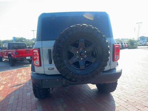 Used 2024 Ford Bronco Black Diamond AWD/4WD image 9