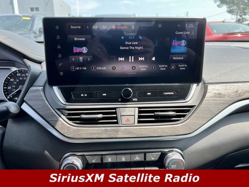 Certified 2025 Nissan Altima 2.5 SV w/ SV Premium Package image 7