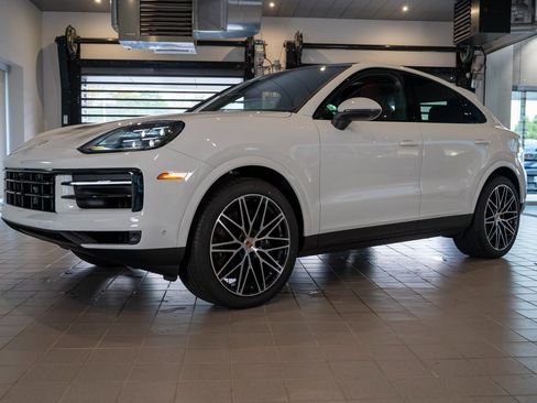 New 2025 Porsche Cayenne Coupe image 1
