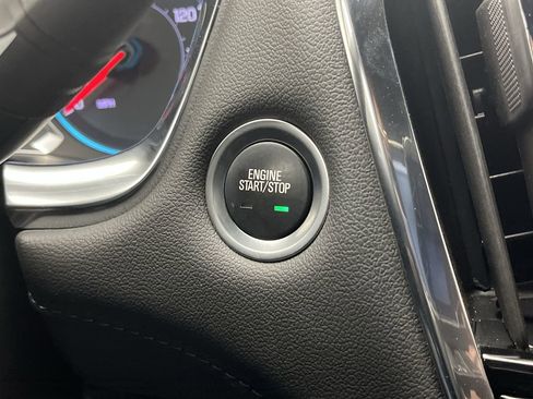 Certified 2023 Chevrolet Traverse LT image 22