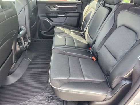 Used 2024 RAM 1500 Laramie AWD/4WD image 4