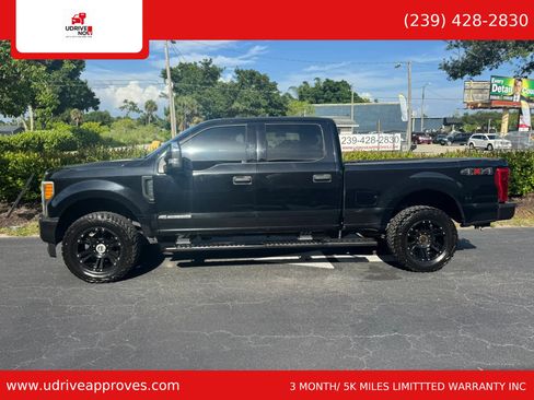 Used 2017 Ford F250 XLT AWD/4WD image 9