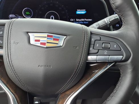 Used 2023 Cadillac Escalade ESV Sport Platinum AWD/4WD image 31