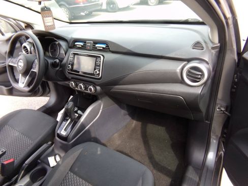 Used 2020 Nissan Versa S FWD image 30