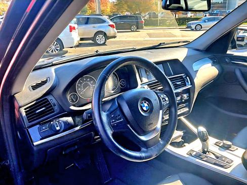 Used 2017 BMW X3 xDrive28i image 6