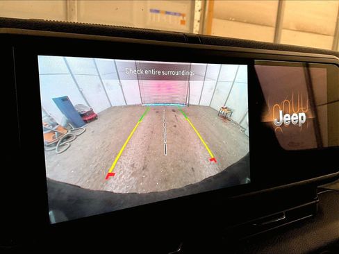 Used 2024 Jeep Wrangler Unlimited AWD/4WD image 20