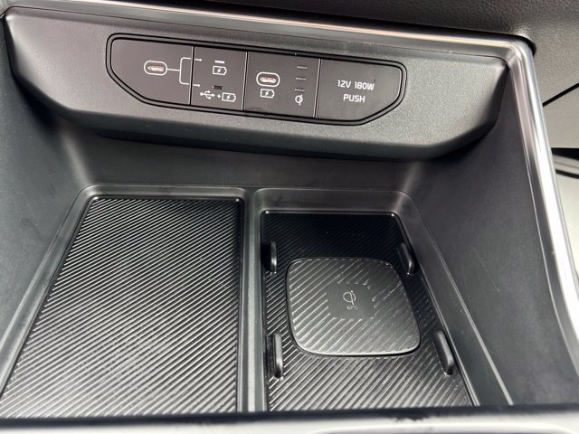 Certified 2026 Kia Carnival SX Prestige FWD image 26