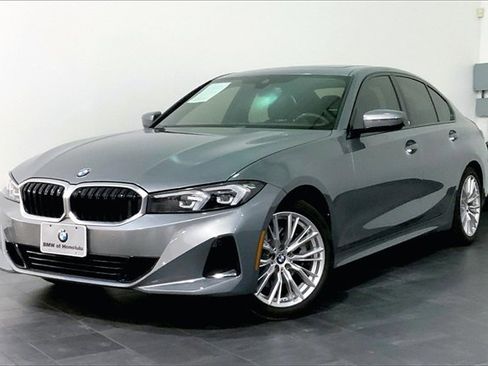 Used 2023 BMW 330i Sedan image 1