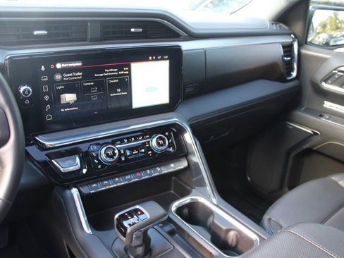 Used 2024 GMC Sierra 1500 Denali image 22