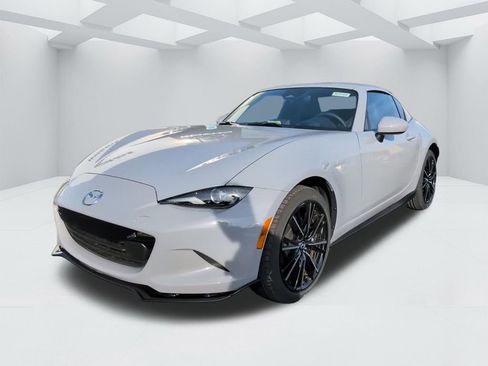 New 2026 MAZDA MX-5 Miata RF Grand Touring w/ Appearance Package RWD image 9