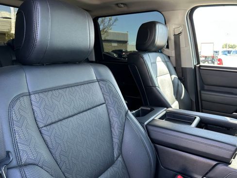 Used 2022 Toyota Tundra Limited image 17