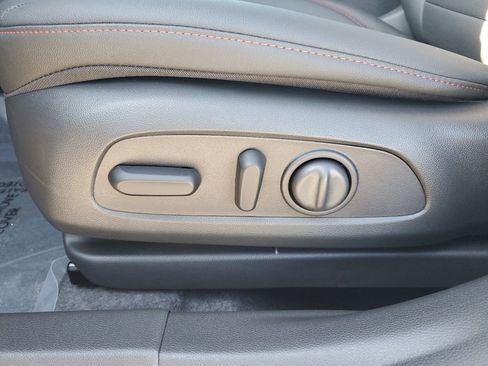 New 2026 Chevrolet Trax RS image 21