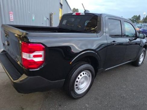 Used 2025 Ford Maverick XL FWD image 5