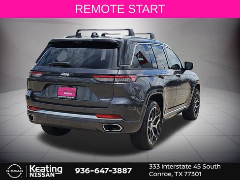 Used 2022 Jeep Grand Cherokee Summit AWD/4WD image 8