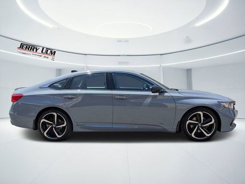 Used 2021 Honda Accord Sport Special Edition image 2