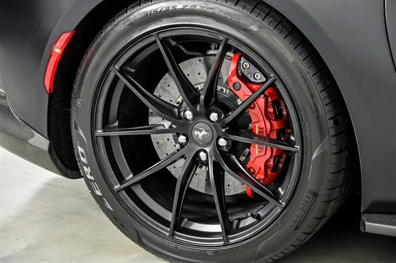 Used 2023 Ferrari 812 GTS RWD image 16