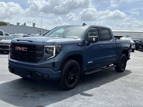 New 2026 GMC Sierra 1500 Elevation w/ Elevation Premium Package AWD/4WD image 7
