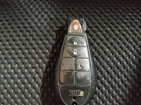 Used 2018 RAM 1500 Lone Star image 32