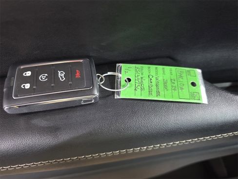 Used 2024 Jeep Wagoneer Series II image 38