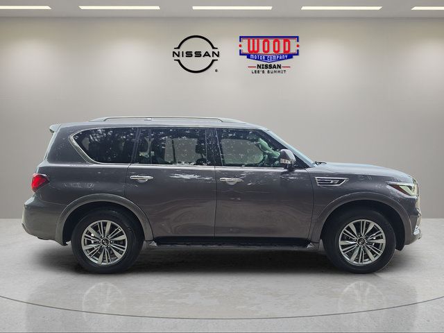 Used 2024 INFINITI QX80 Luxe AWD/4WD image 2
