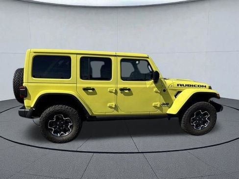 Used 2022 Jeep Wrangler Unlimited Rubicon 4xe w/ Cold Weather Group AWD/4WD image 3