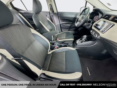Used 2020 Nissan Versa SV image 24
