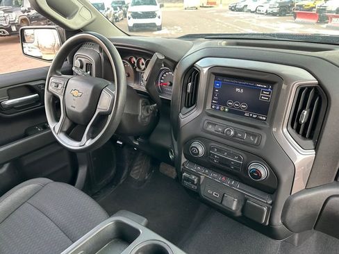 Used 2023 Chevrolet Silverado 1500 Custom image 31