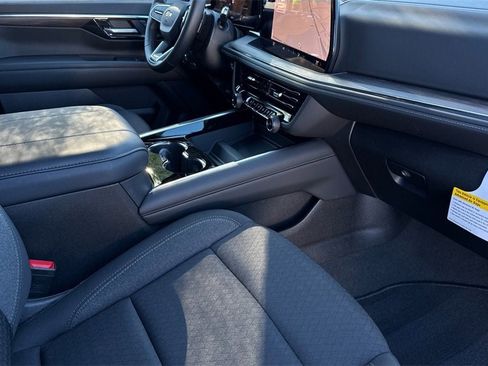 New 2025 Chevrolet Suburban LS w/ LPO, Dark Essentials Package image 16