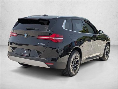 Used 2025 BMW X3 xDrive30i w/ Premium Package AWD/4WD image 2